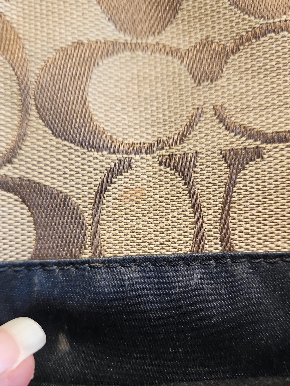 Authentic Vintage Coach bag From 2011 - Picture 15 of 15